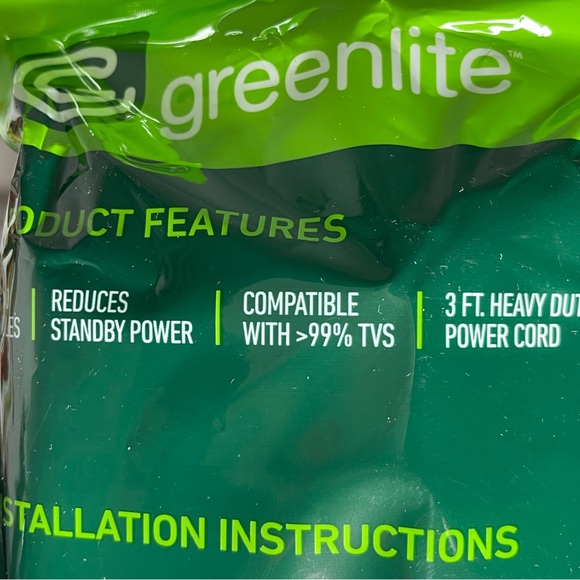 One Greenlite Tier 1 Advanced 7 Outlet Surge Power Strip 1440 Joules For TV, PC - Picture 14 of 16